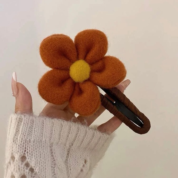 ❤️Flower Hair Clip - Picture 3 of 4